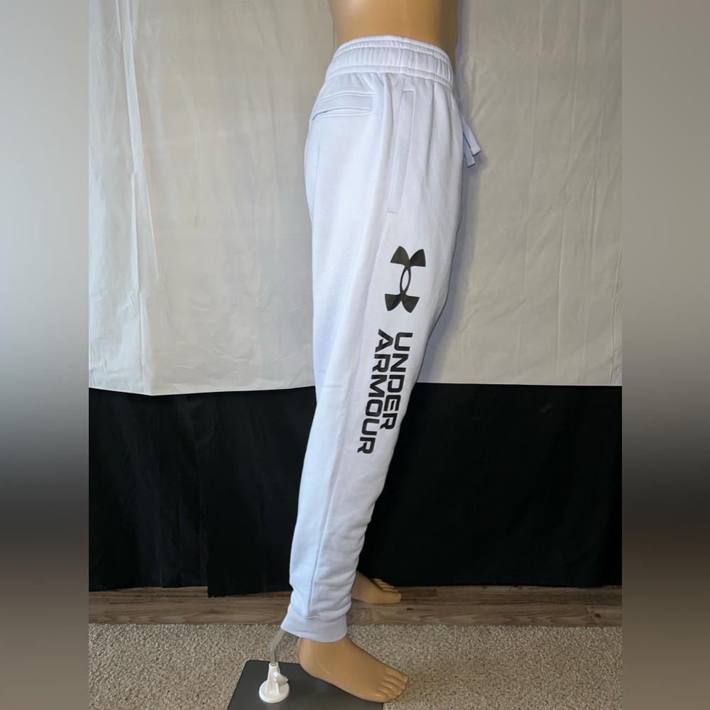 Under Armour joggers NWT